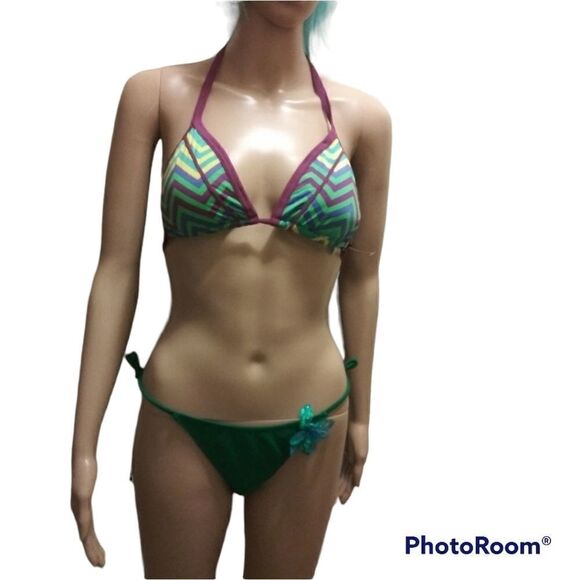 Bikini-NWT   - Picture 1 of 6